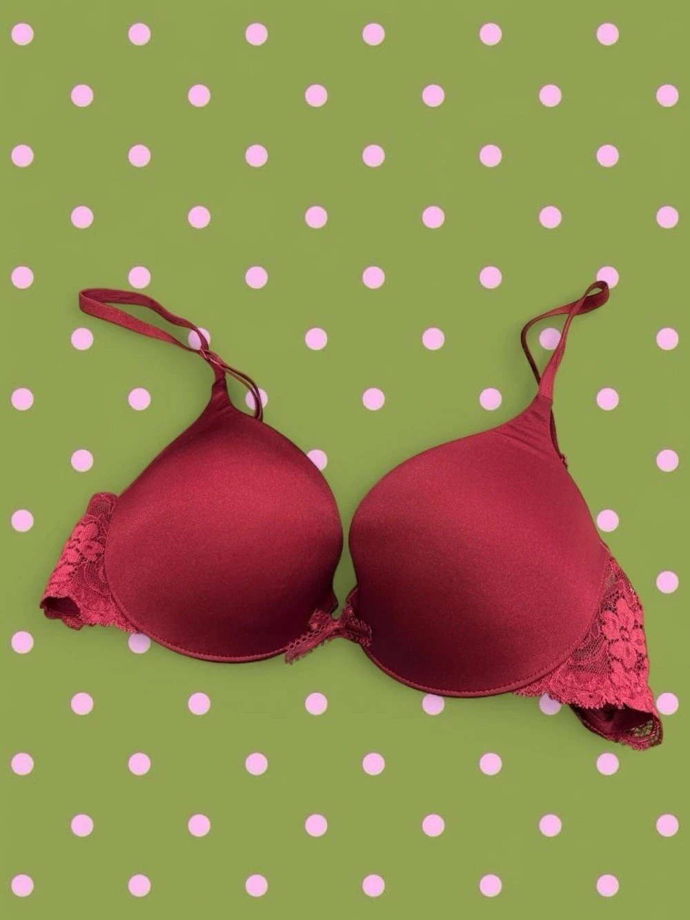 Victoria's Secret Bombshell Lace Bra in Pink 34B